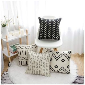 Set of 4 Pillow Covers,18x18” Boho Geometric